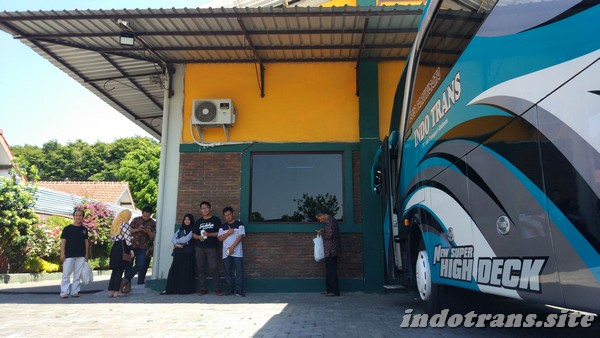 Harga Sewa Bus Indo Trans Ke Pacitan