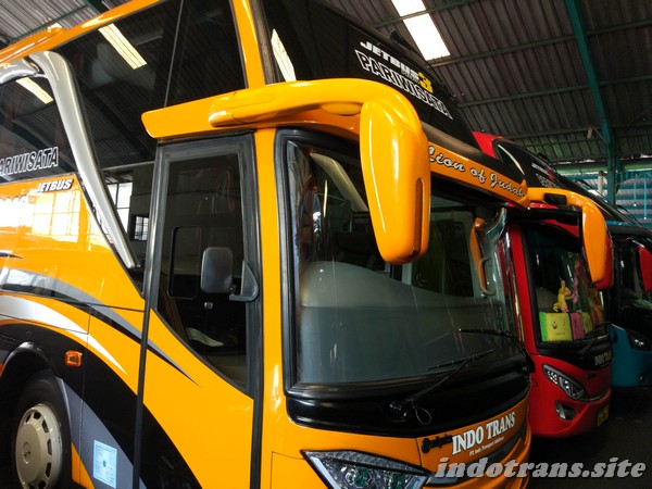 Jetbus 3 Shd Indo Trans Tampak Depan