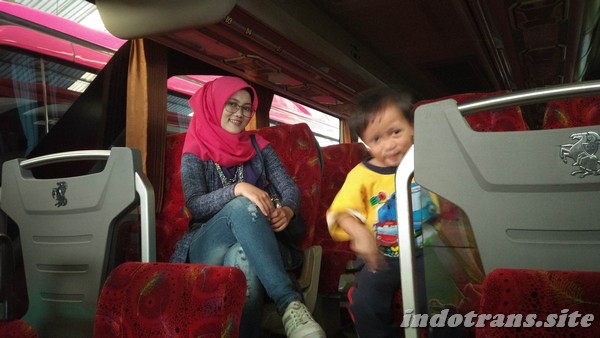 Tampak Dalam Indo Trans Adiputro