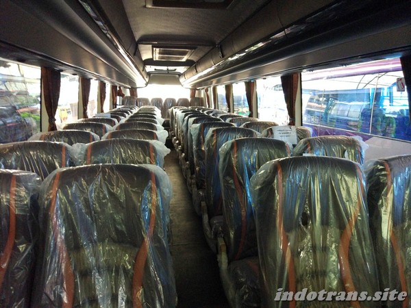 Tempat Duduk Bus Pariwisata Indo Trans