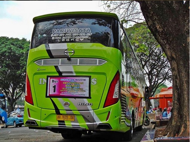 Bus Indo Trans HDD Laksana Hijau SR2